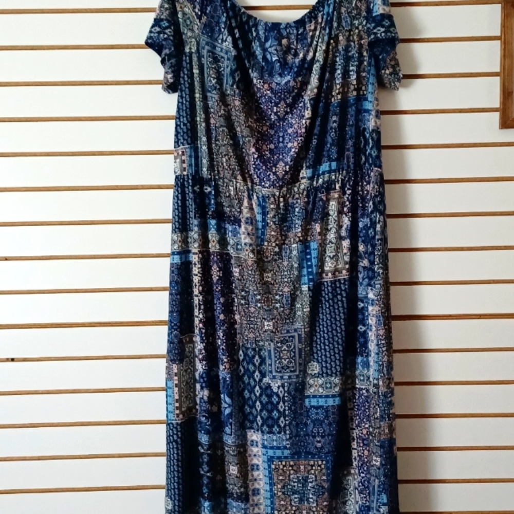 Off shoulder Maxi dress